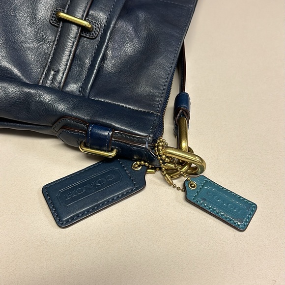 🔥🔥🔥Coach Chelsea Ashlyn Blue Leather Shoulder Bag - Picture 10 of 16